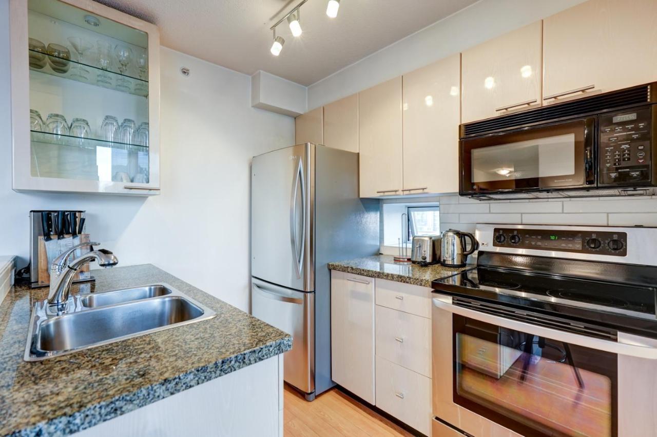 Downtown Properties Ванкувер Экстерьер фото